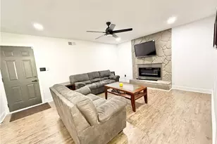 5292 Biffle Rd, Stone Mountain, GA 30088 - Photo 18