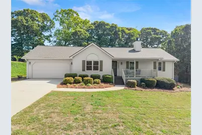4249 Melinda Lane, Gainesville, GA 30507 - Photo 2