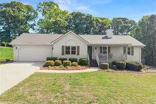4249 Melinda Ln, Gainesville, GA 30507 - Photo 2