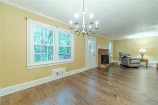 1600 Oleander Ln SW, Lilburn, GA 30047 - Photo 10