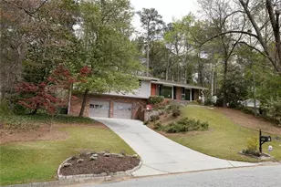 1176 Converse Dr NE, Atlanta, GA 30324 - Photo 8