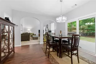 2350 Northwood Dr, Alpharetta, GA 30004 - Photo 10