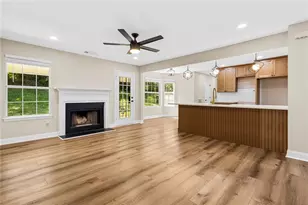 8603 Regent St, Jonesboro, GA 30238 - Photo 2