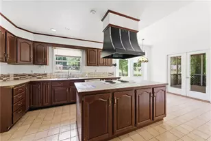 3245 W Anderson Dr, Lithia Springs, GA 30122 - Photo 12