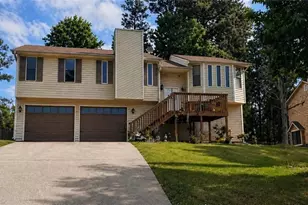 154 Omega Dr, Lawrenceville, GA 30044 - Photo 1