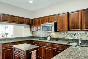 5364 Brooke Ridge Dr, Atlanta, GA 30338 - Photo 10