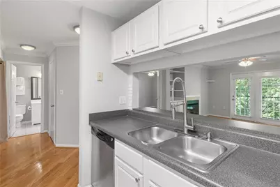 3655 Habersham Road NE #315, Atlanta, GA 30305 - Photo 12