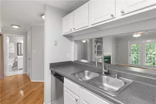 3655 Habersham Rd NE, Atlanta, GA 30305 - Photo 12