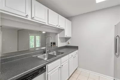 3655 Habersham Road NE #315, Atlanta, GA 30305 - Photo 10