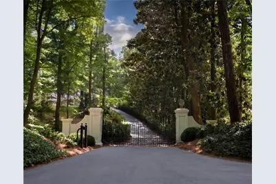 3875 Tuxedo Road NW, Atlanta, GA 30342 - Photo 2