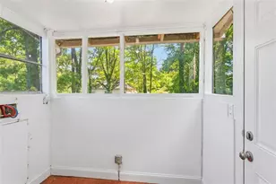 1108 Winburn Dr, Atlanta, GA 30344 - Photo 10