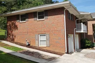 3662 Rock Springs Dr SW, Smyrna, GA 30082 - Photo 4