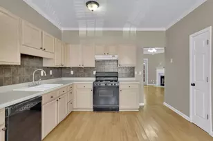 2555 Summit Cove Dr, Duluth, GA 30097 - Photo 6