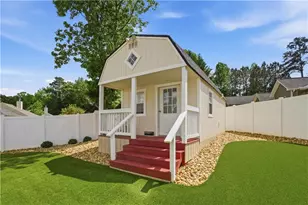 133 Autumn Glen Dr, Carrollton, GA 30117 - Photo 2