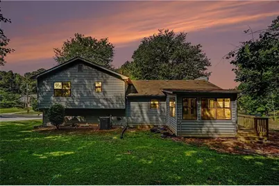 1208 Gate Post Lane, Lawrenceville, GA 30044 - Photo 32