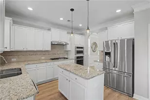 311 Edinburgh Ln, Woodstock, GA 30188 - Photo 12