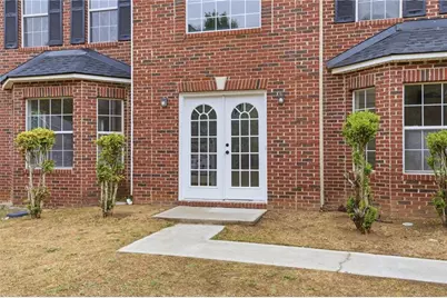 1592 Rogers Crossing Drive, Lithonia, GA 30058 - Photo 2