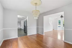1592 Rogers Crossing Dr, Lithonia, GA 30058 - Photo 14