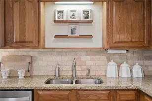 11210 Surrey Park Trail, Johns Creek, GA 30097 - Photo 12