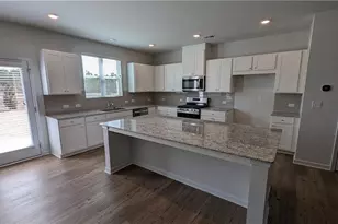 840 Pt Pl Dr, Loganville, GA 30052 - Photo 32