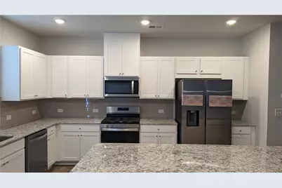 840 Point Place Drive, Loganville, GA 30052 - Photo 2