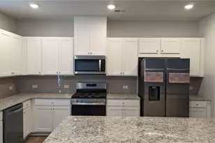840 Pt Pl Dr, Loganville, GA 30052 - Photo 2