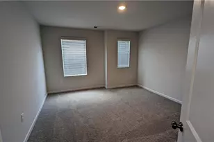 840 Pt Pl Dr, Loganville, GA 30052 - Photo 22