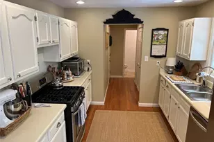 1526 Cumberland Ct, Alpharetta, GA 30009 - Photo 8