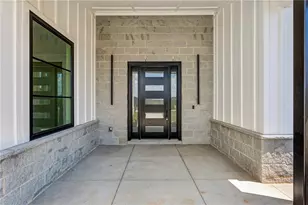 197 Laura Lake Road, Marietta, GA 30066 - Photo 4