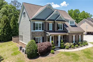 940 Lake Charles Dr, Roswell, GA 30075 - Photo 2