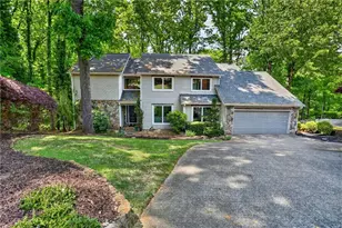 345 Clear Creek Ct, Roswell, GA 30076 - Photo 2