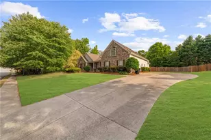 3467 Seneca Farm Dr, Buford, GA 30519 - Photo 2