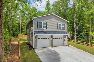 397 Normandy Trail, Lavonia, GA 30553 - Photo 2