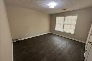 6678 Chupp Rd, Lithonia, GA 30058 - Photo 18