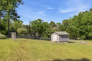 395 Dewberry Ln SE, Lindale, GA 30147 - Photo 22
