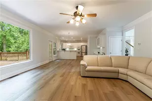 7450 Glenmaura Way, Suwanee, GA 30024 - Photo 20