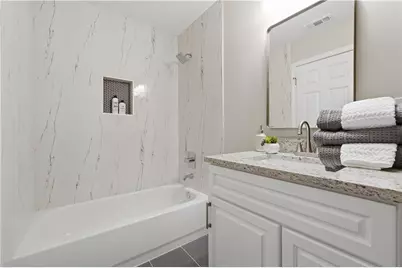 682 Montglade Court, Suwanee, GA 30024 - Photo 16