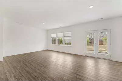 649 Isom Walk, Suwanee, GA 30024 - Photo 12