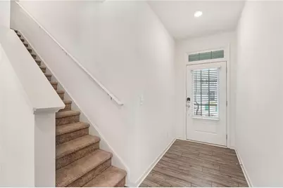 649 Isom Walk, Suwanee, GA 30024 - Photo 4