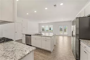 649 Isom Walk, Suwanee, GA 30024 - Photo 10