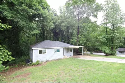 6096 Blackhawk Trail SE, Mableton, GA 30126 - Photo 10