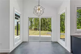 193 Laura Lake Road, Marietta, GA 30066 - Photo 14
