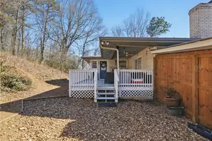 2093 Beverly Rd, Gainesville, GA 30501 - Photo 6
