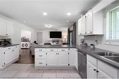 212 Sherwood Drive, Calhoun, GA 30701 - Photo 18