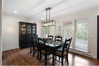 212 Sherwood Drive, Calhoun, GA 30701 - Photo 8