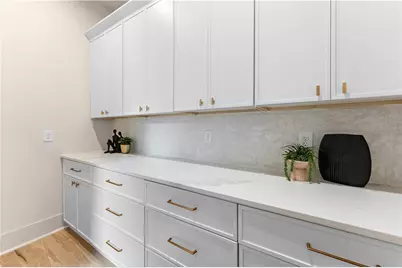 2668 Hosea L Williams Drive NE, Atlanta, GA 30317 - Photo 12