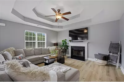 5458 Latham Manor Drive, Gainesville, GA 30506 - Photo 2