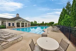 4030 Baverton Dr, Suwanee, GA 30024 - Photo 38