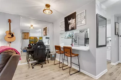 3655 Habersham Road NE #B148, Atlanta, GA 30305 - Photo 8