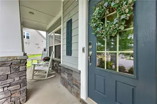 215 Meadows Ct, Woodstock, GA 30189 - Photo 4